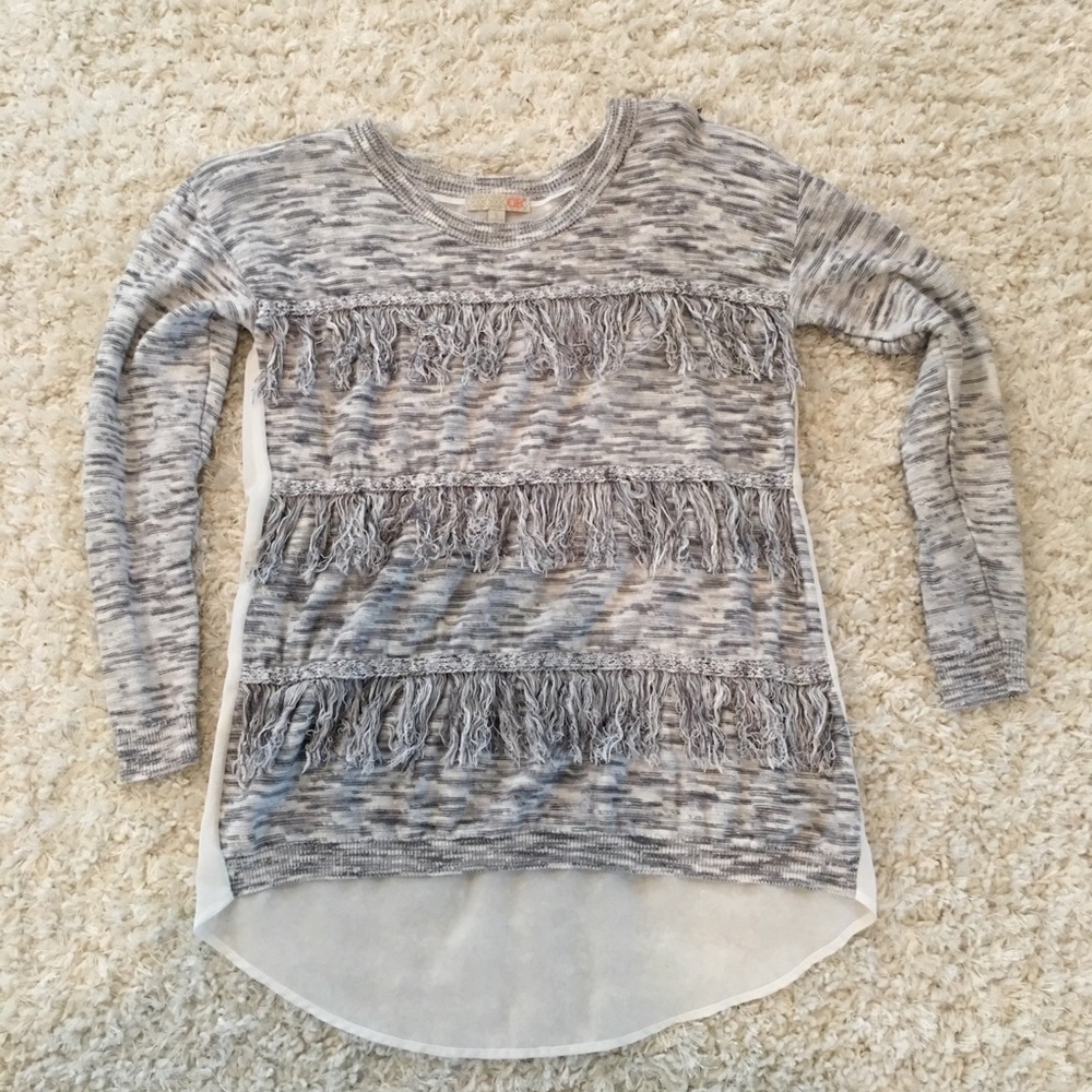 Gianni Bini sweater with fringe